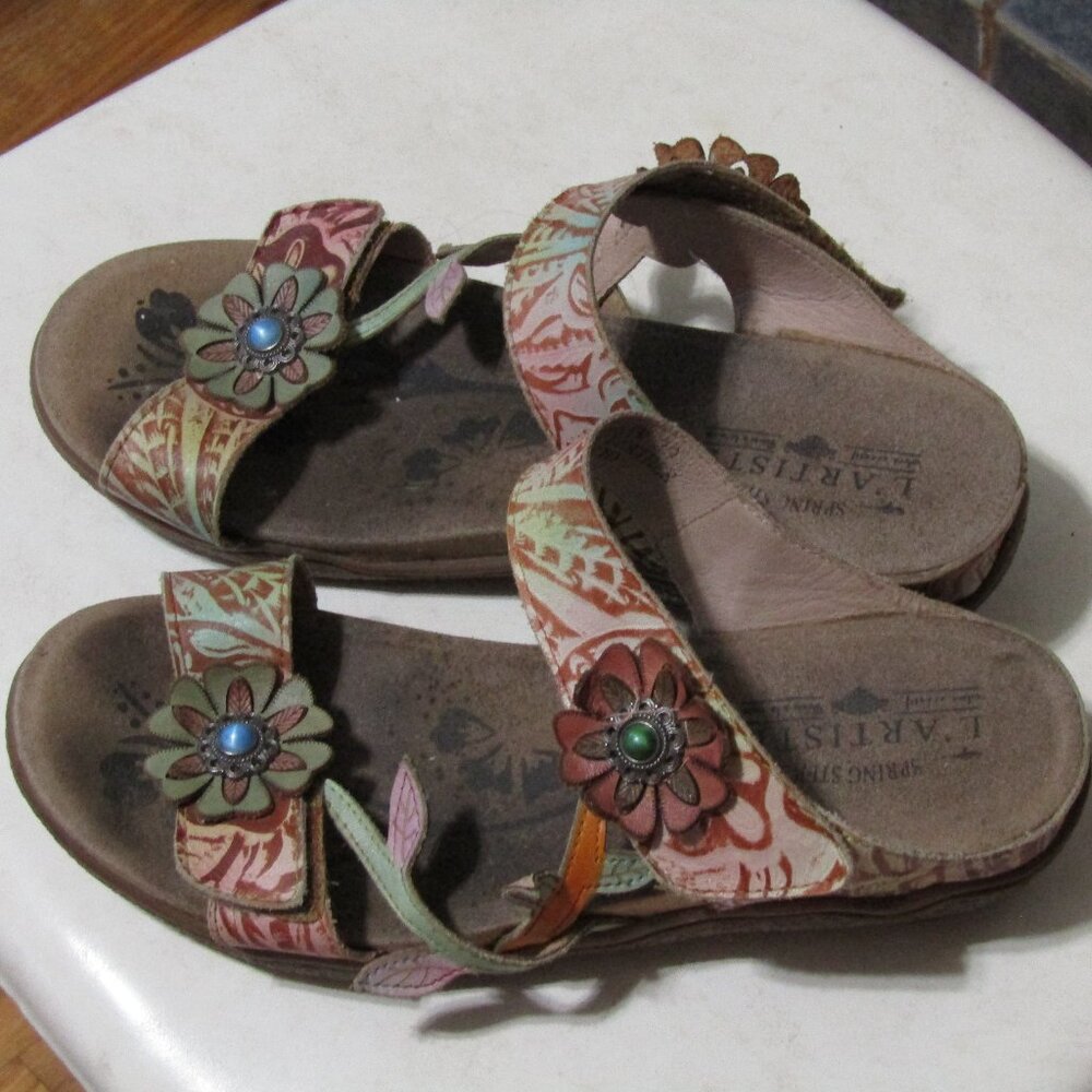 L'ARTISTE size 39 flower sandal shoes Aymee
